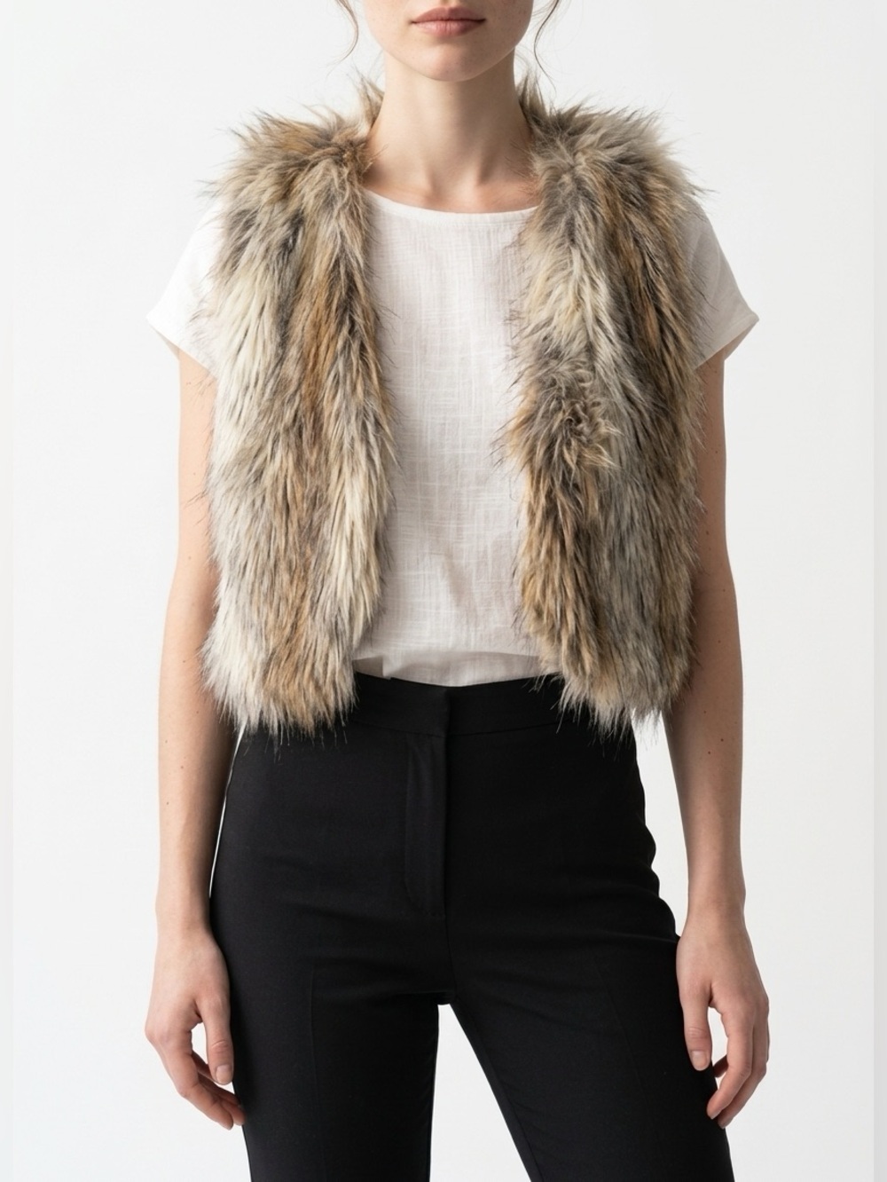 Cropped faux fur vest - Picture 9 of 9